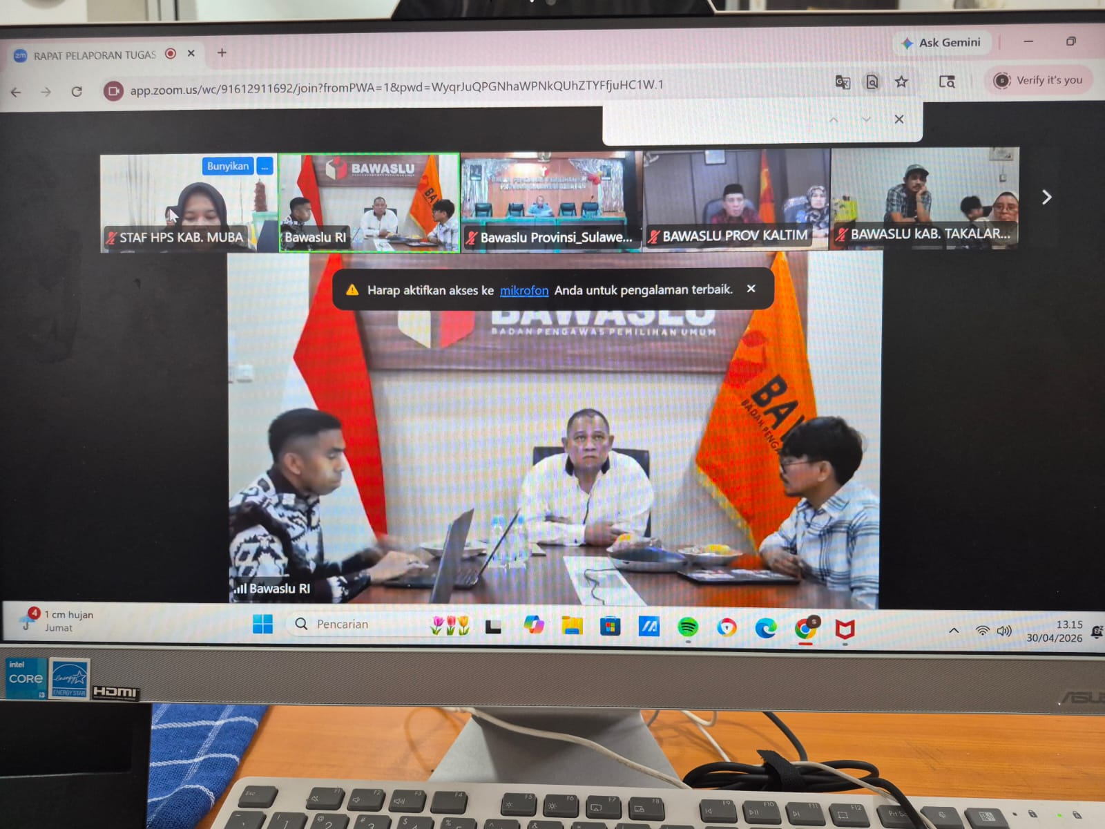Menghadiri kegiatan Zoom Meetings Mekanisme Laporan Konsolidasi Demokrasi pada Kamis (30/04/2026) di Kantor Bawaslu Kabupaten Musi Banyuasin.