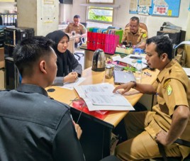 Bawaslu Musi Banyuasin yang diwakili oleh Moh. Lucky Novriansyah dan Maryati melakukan koordinasi barang pinjam pakai Pemkab Musi Banyuasin