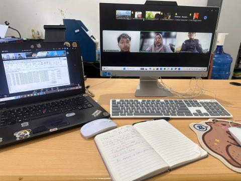 Rapat Lanjutan Sosialisasi Petunjuk Teknis Tunjangan Kinerja Pegawai Bawaslu yang diselenggarakan oleh Sekretariat Jenderal Bawaslu RI secara daring melalui Zoom Meeting pada Kamis (16/7/2026)