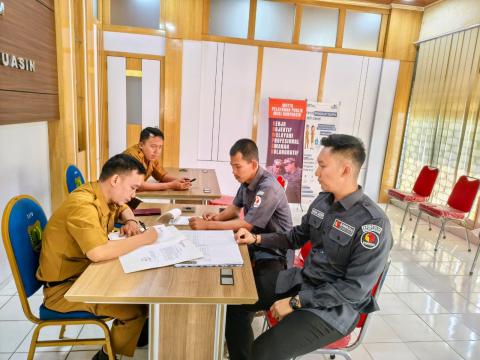 Bawaslu Musi Banyuasin diwakili Moh. Lucky Novriansyah dan Aan Saputra melaksanakan koordinasi keberlanjutan penugasan PNS DPK