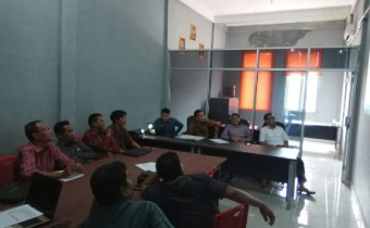 Ketua Panwas Kab. muba Dodi Safari.SE Menggelar Rapat Koordinasi Pemuktahiran data Pemilih Perihal Pencoklitan data Pemilih. 